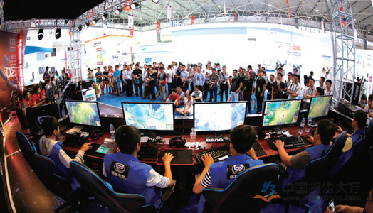 队在后防线 队在后防线